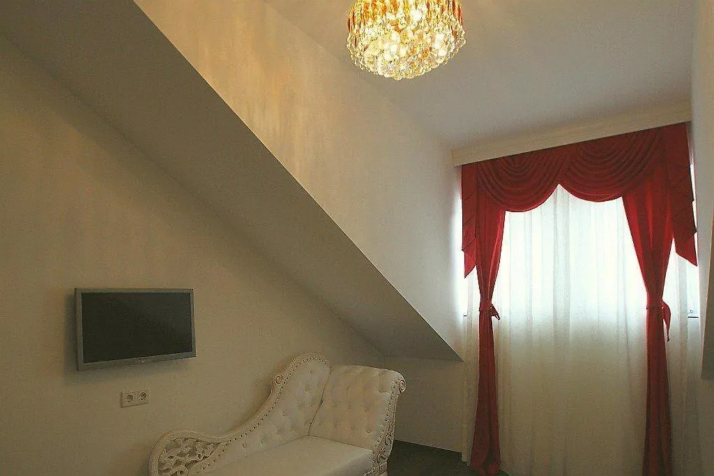 Hotel Kavun Munich Germany